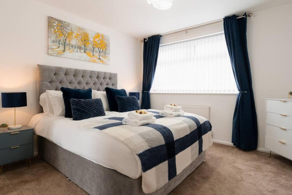 Prenton House, 3Br Close To Liverpool Birkenhead Exterior foto