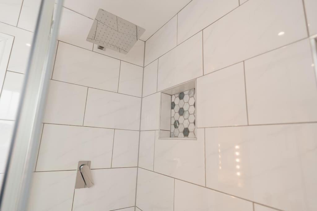 Prenton House, 3Br Close To Liverpool Birkenhead Exterior foto